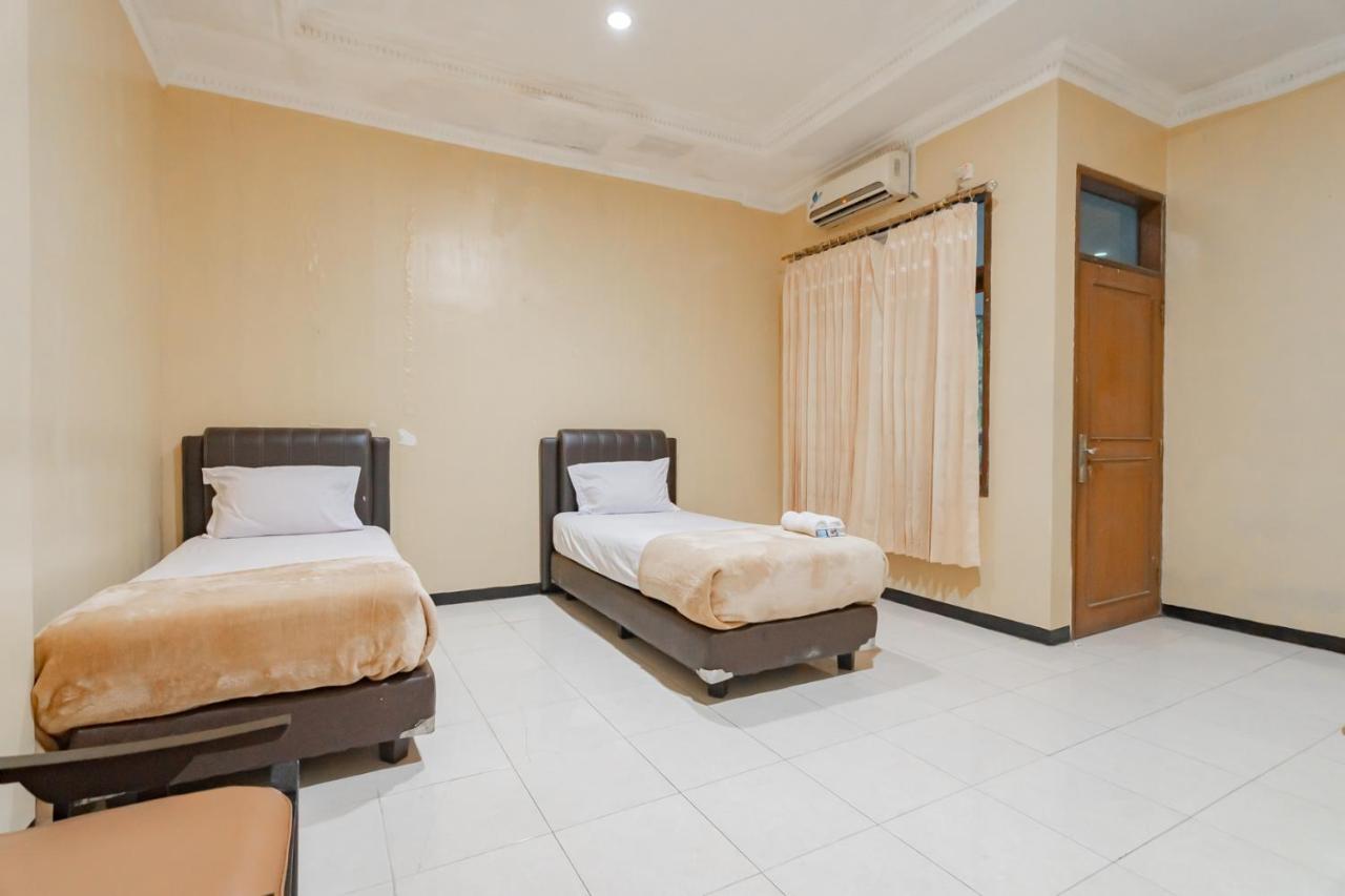 Hotel Markoni Pamanukan Mitra Reddoorz Pamanukan Hilir Exterior foto