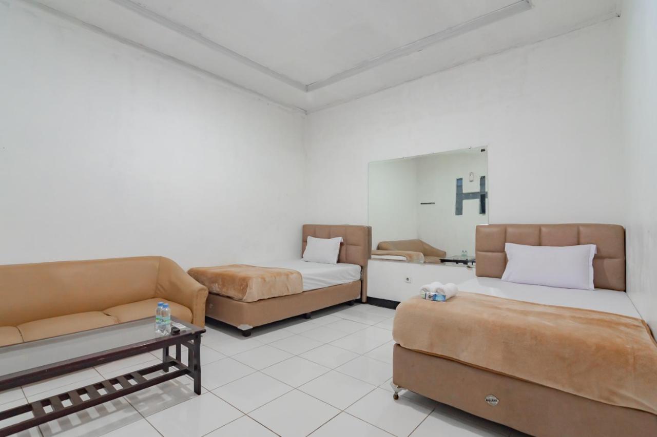 Hotel Markoni Pamanukan Mitra Reddoorz Pamanukan Hilir Exterior foto