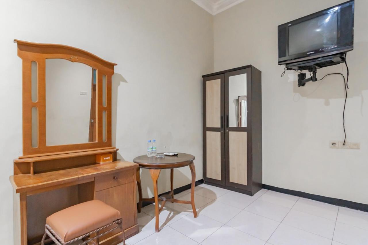 Hotel Markoni Pamanukan Mitra Reddoorz Pamanukan Hilir Exterior foto