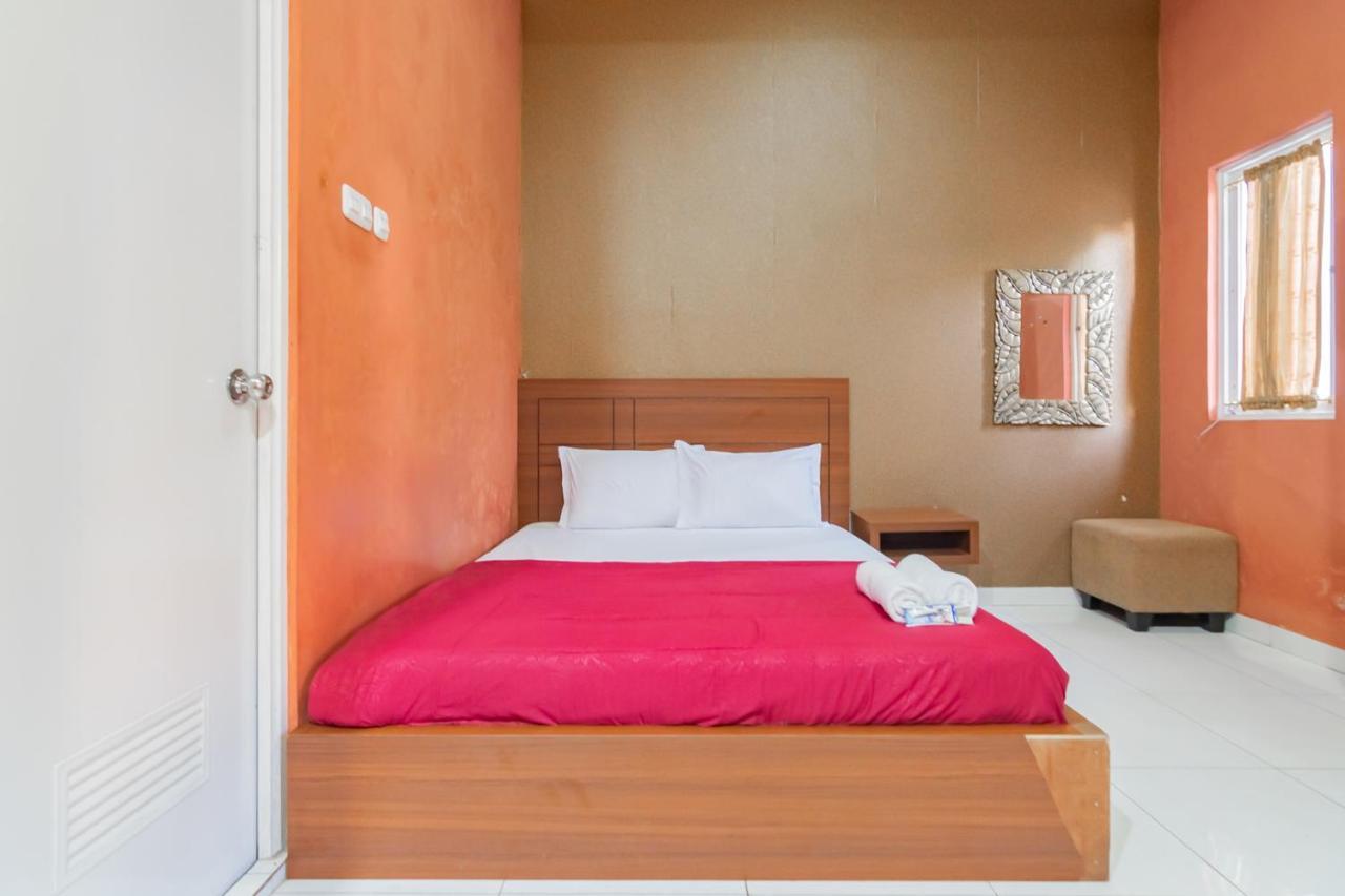 Hotel Markoni Pamanukan Mitra Reddoorz Pamanukan Hilir Exterior foto