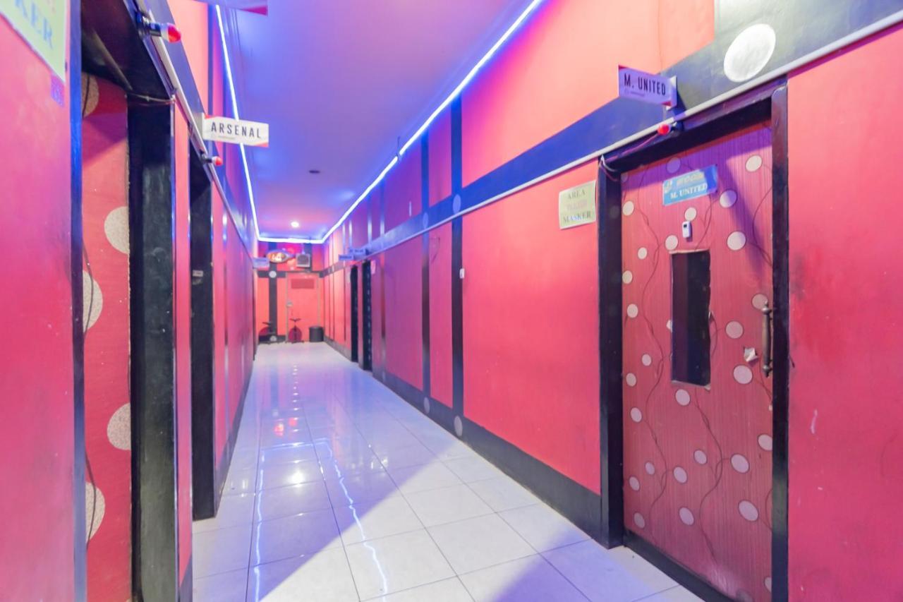 Hotel Markoni Pamanukan Mitra Reddoorz Pamanukan Hilir Exterior foto