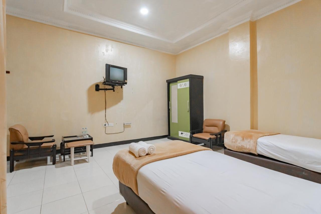 Hotel Markoni Pamanukan Mitra Reddoorz Pamanukan Hilir Exterior foto